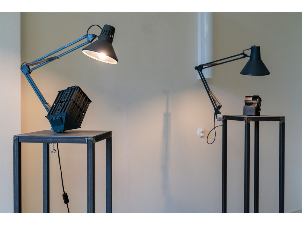 Lumen, Schloss Biesdorf, Sonja Alhäuser, Aljoscha, Deniz Alt, Emanuel Bernstone, Marc Bijl, Irina Birger, Sascha Boldt, Stephen Chambers, Sven Drühl, Marcus Eek, Thomas Fischer, Wineke Gartz, Daphne Glasmacher, Gregor Hildebrandt, Klaus Jörres, Elena Karakitsou, Hanna Mattes, Toshihiko Mitsuya, Jirka Pfahl, Römer + Römer, Femke Schaap, Sandra Schlipkoeter, Tracey Snelling, Veerle Thoben, Lukas Troberg, Atelier Van Lieshout, Jonas Vansteenkiste, Peter Vink, René Wirths, Sylvie Zijlmans & Hewald Jongenelis